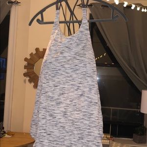 Lululemon heather gray tank top with built in bra